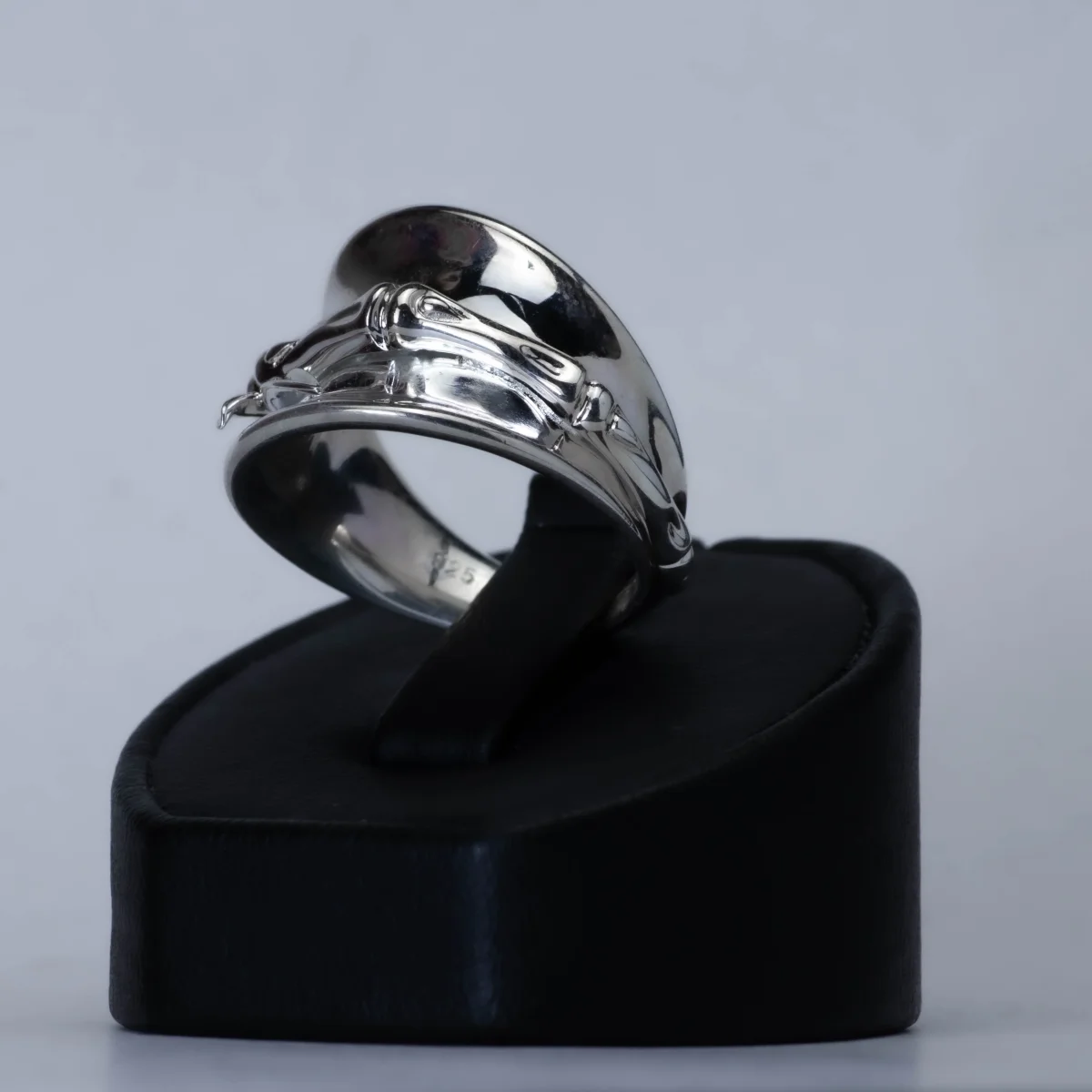 Ornate Shield – Ring i 925 Sterling Silver