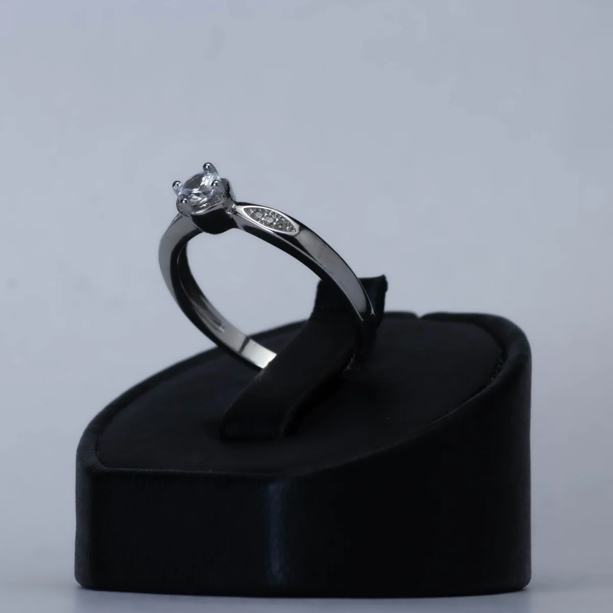 Radiant Spark – Ring i 925 Sterling Silver